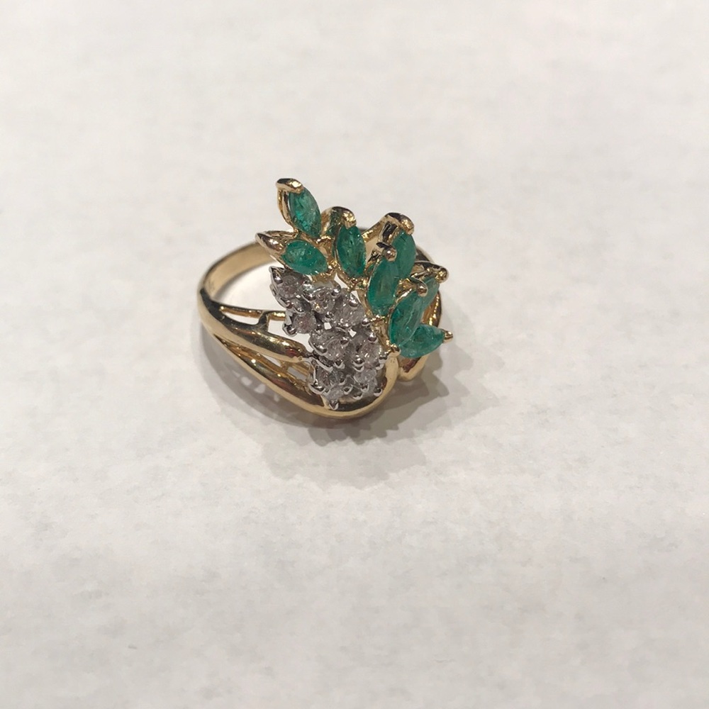 Emerald Diamond Ring